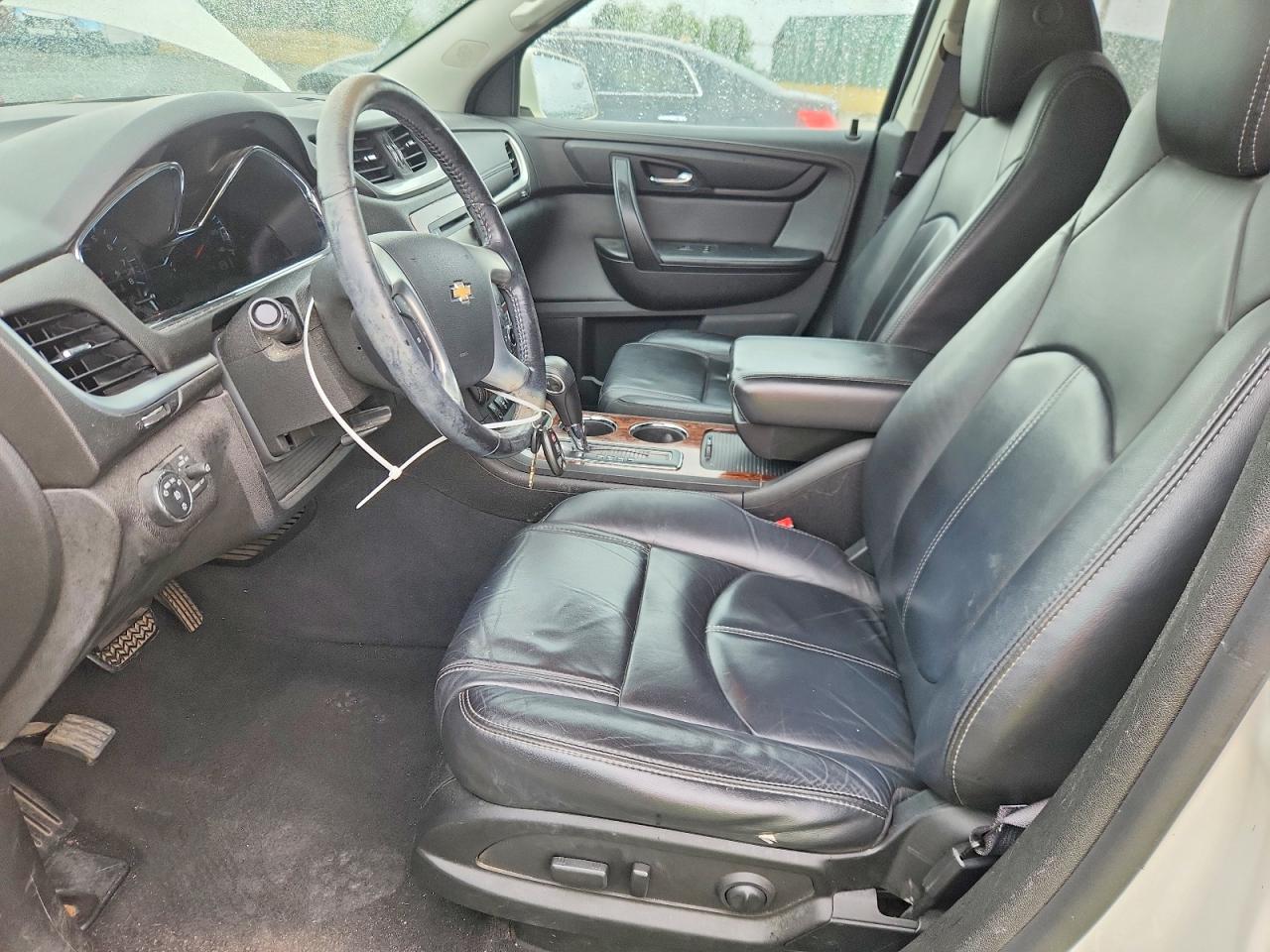 2014 CHEVROLET TRAVERSE LT photo 19