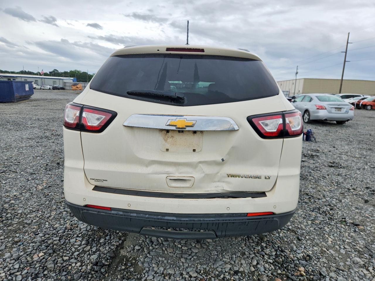 2014 CHEVROLET TRAVERSE LT photo 16