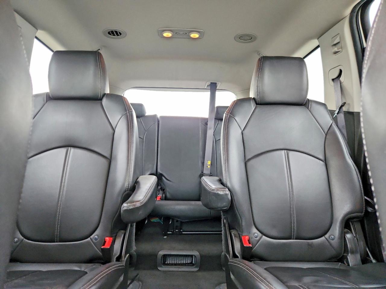 2014 CHEVROLET TRAVERSE LT photo 28