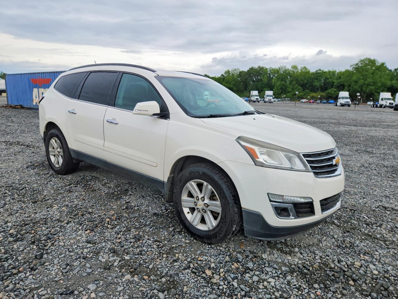 2014 CHEVROLET TRAVERSE LT photo 10