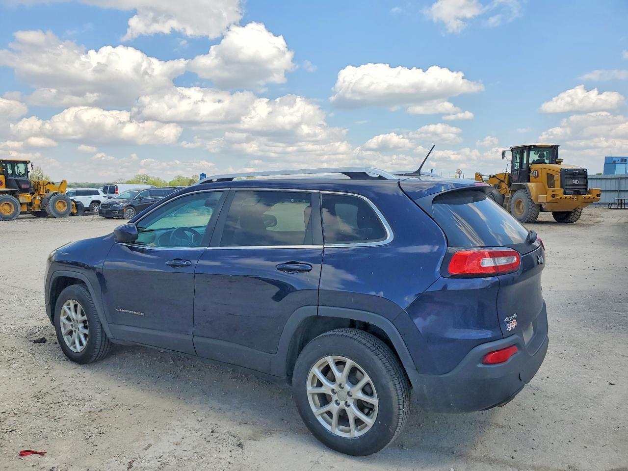 2014 JEEP CHEROKEE LATITUDE photo 3