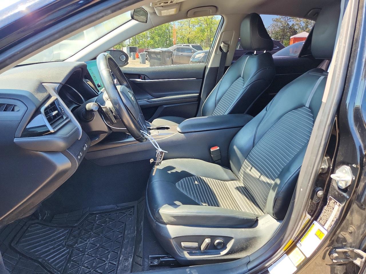2021 TOYOTA CAMRY SE photo 7