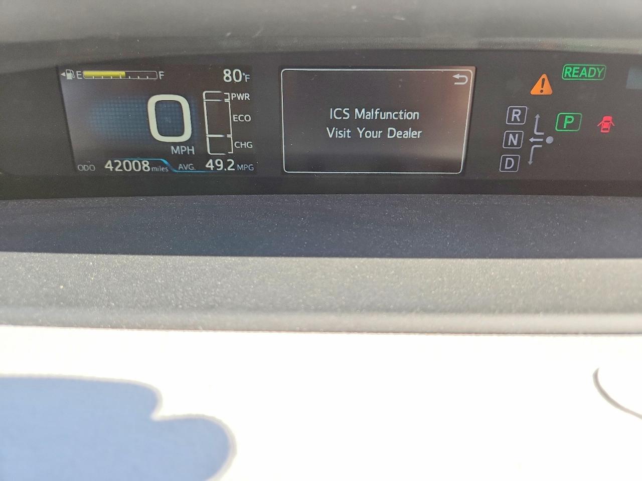 2018 TOYOTA PRIUS TWO photo 17