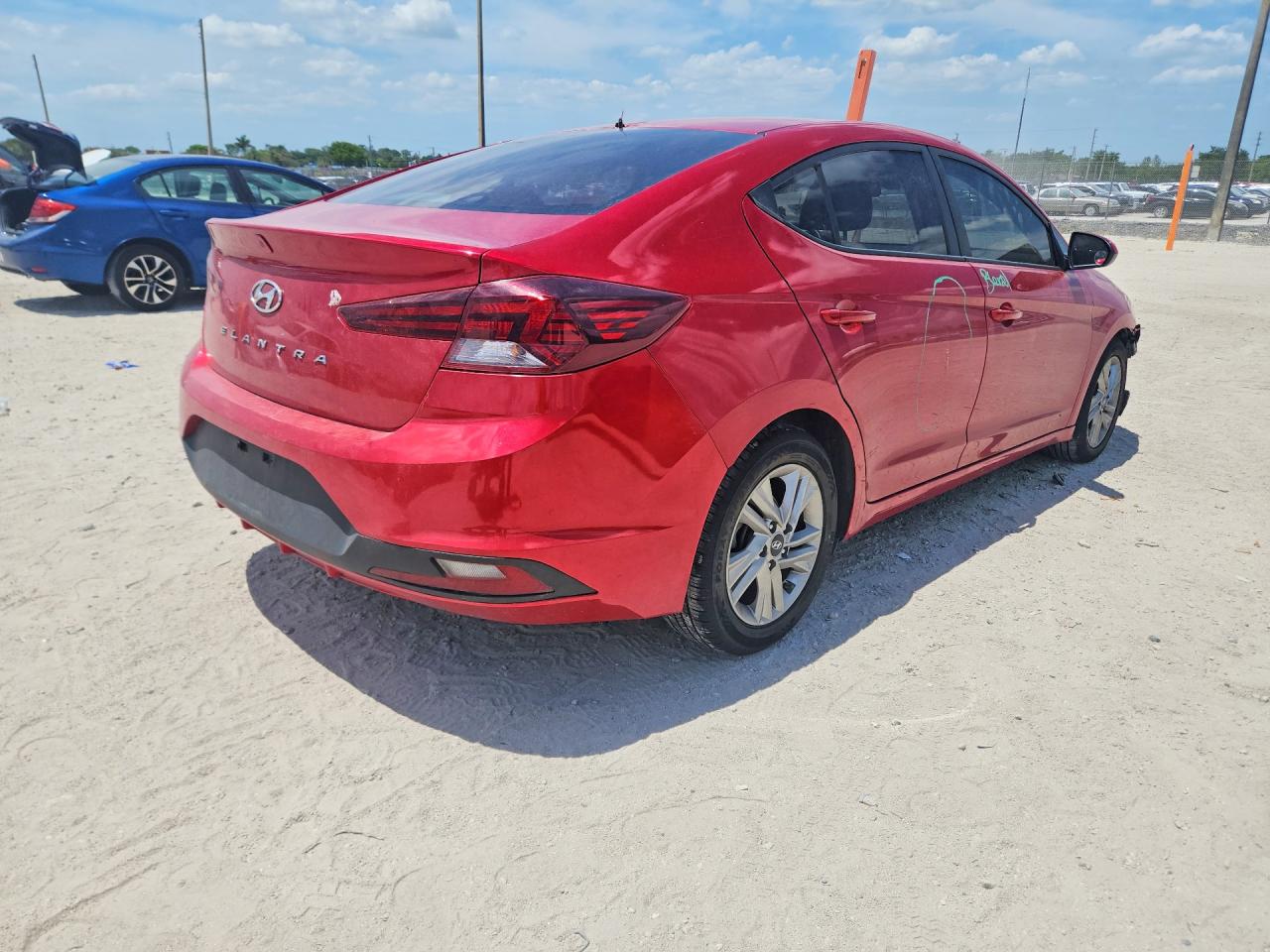 2020 HYUNDAI ELANTRA SEL photo 3