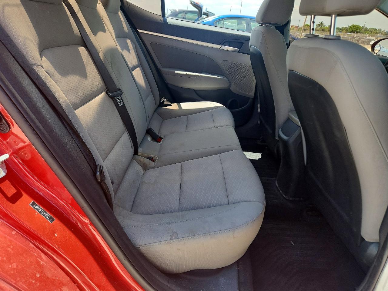 2020 HYUNDAI ELANTRA SEL photo 10