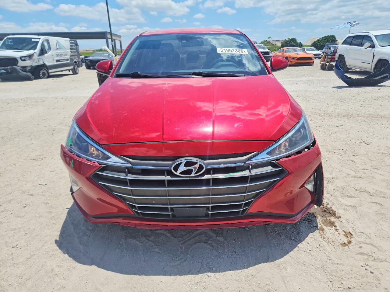 2020 HYUNDAI ELANTRA SEL photo 5