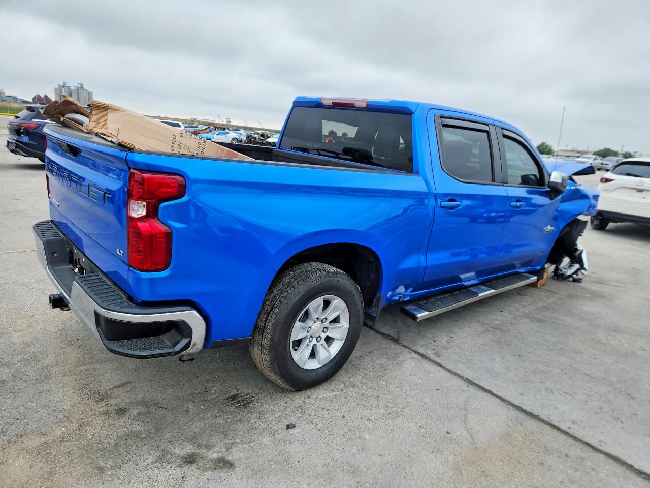 2025 CHEVROLET SILVERADO C1500 LT photo 5