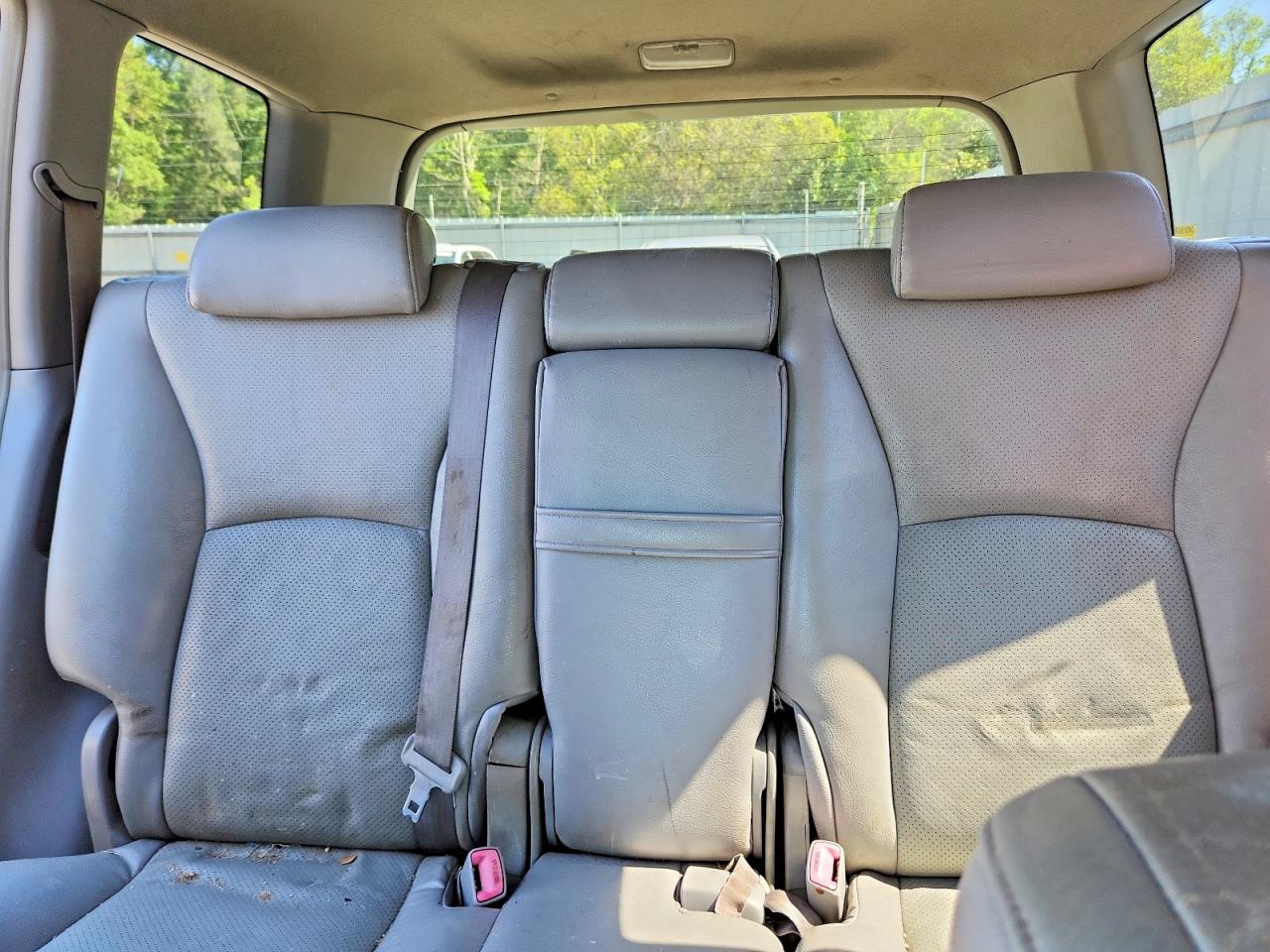2005 TOYOTA HIGHLANDER LIMITED photo 19