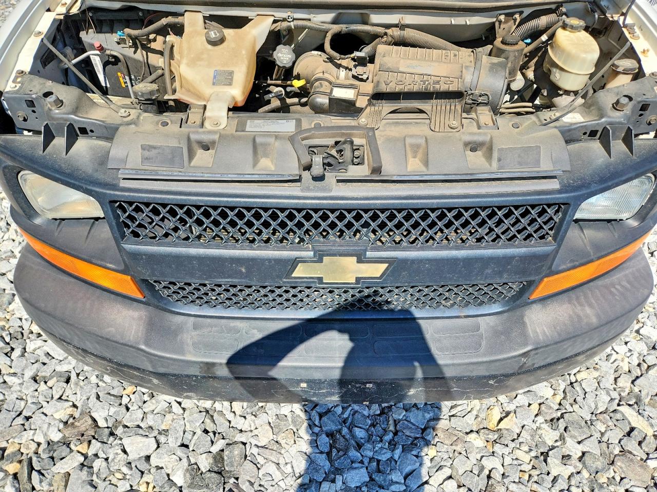 2017 CHEVROLET EXPRESS 3500 CARGO DELIVERY VAN photo 12