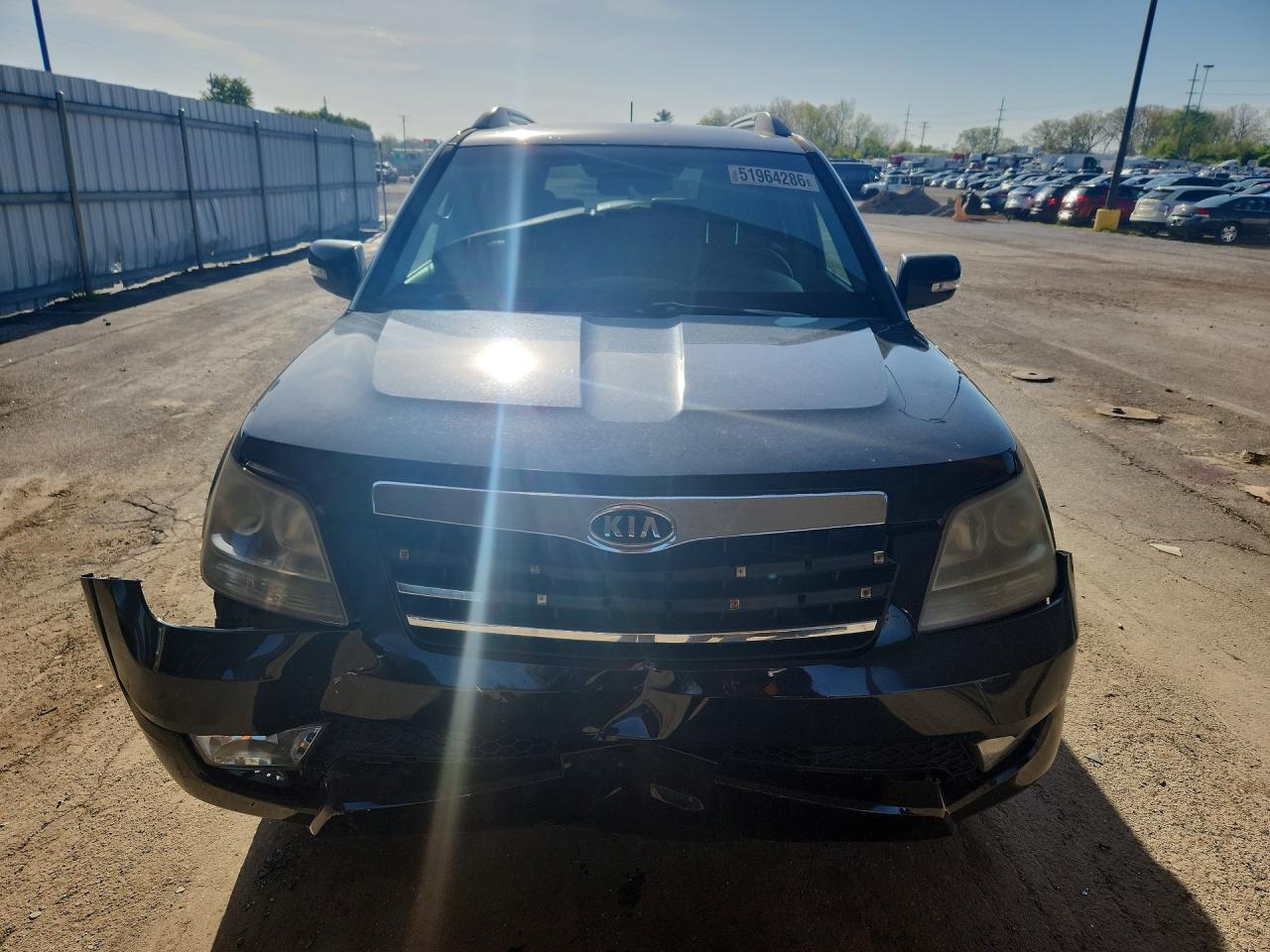 2009 KIA BORREGO LX photo 13