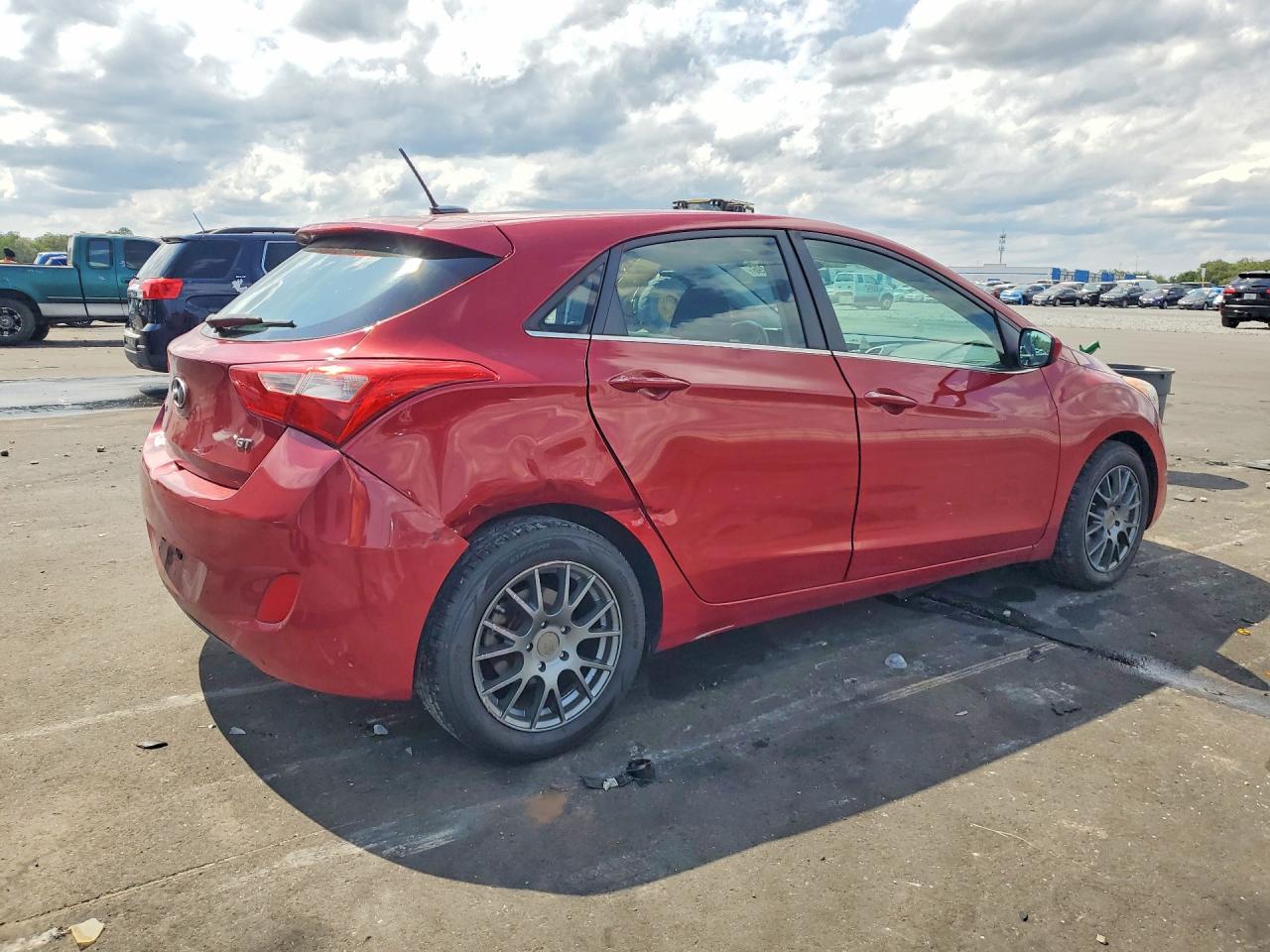 2017 HYUNDAI ELANTRA GT BASE photo 5
