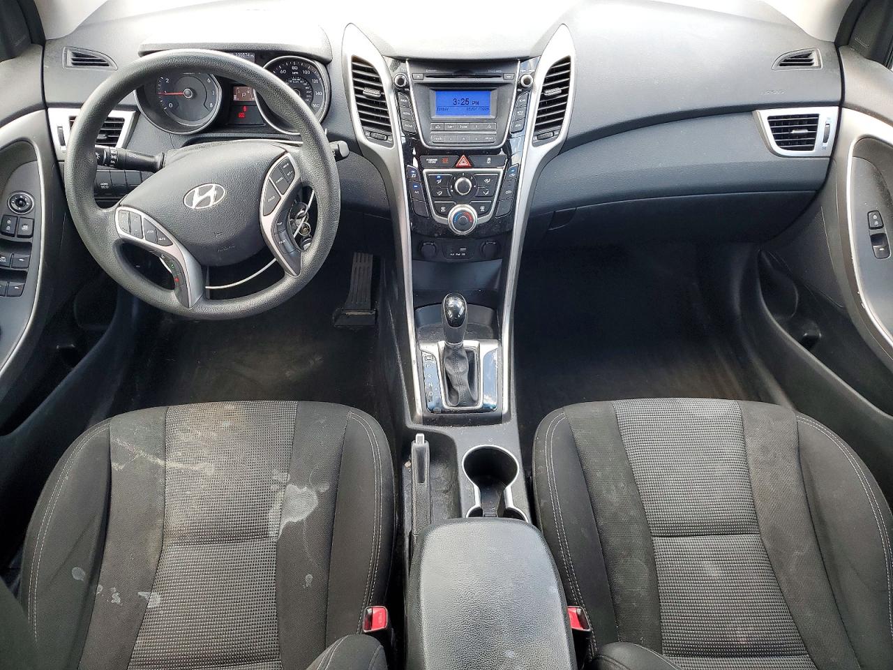 2017 HYUNDAI ELANTRA GT BASE photo 15