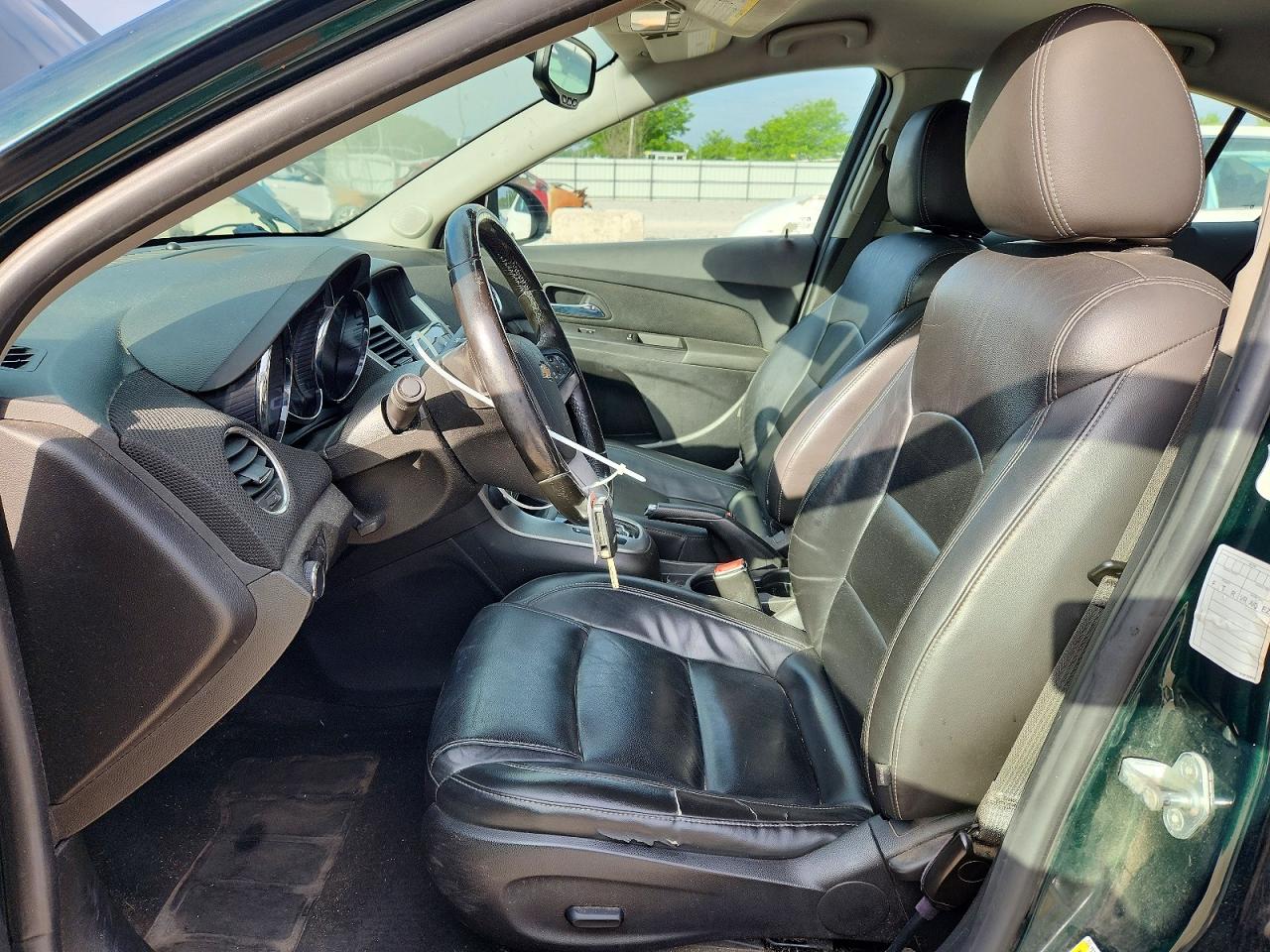 2015 CHEVROLET CRUZE photo 13