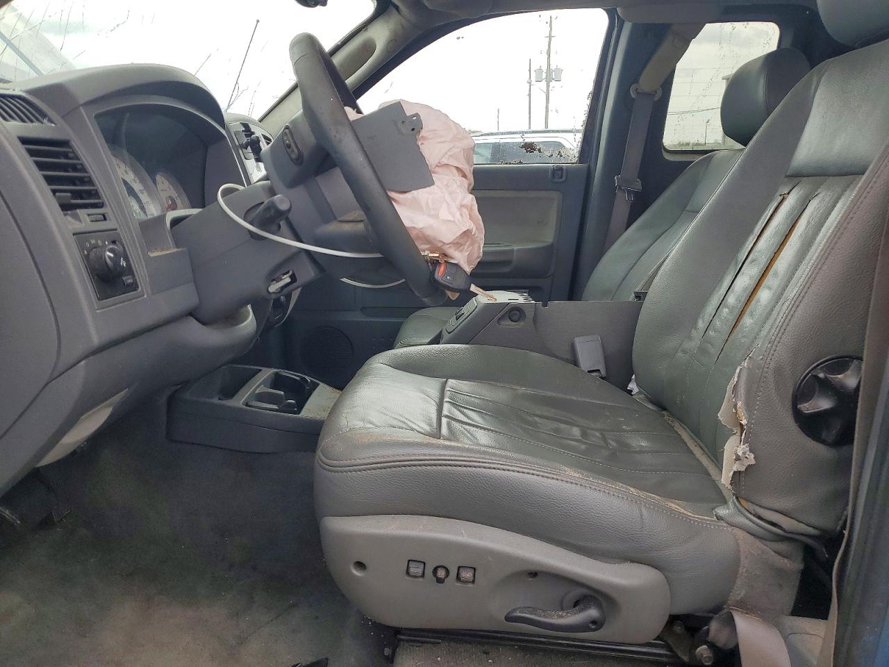 2005 DODGE DAKOTA LARAMIE photo 7