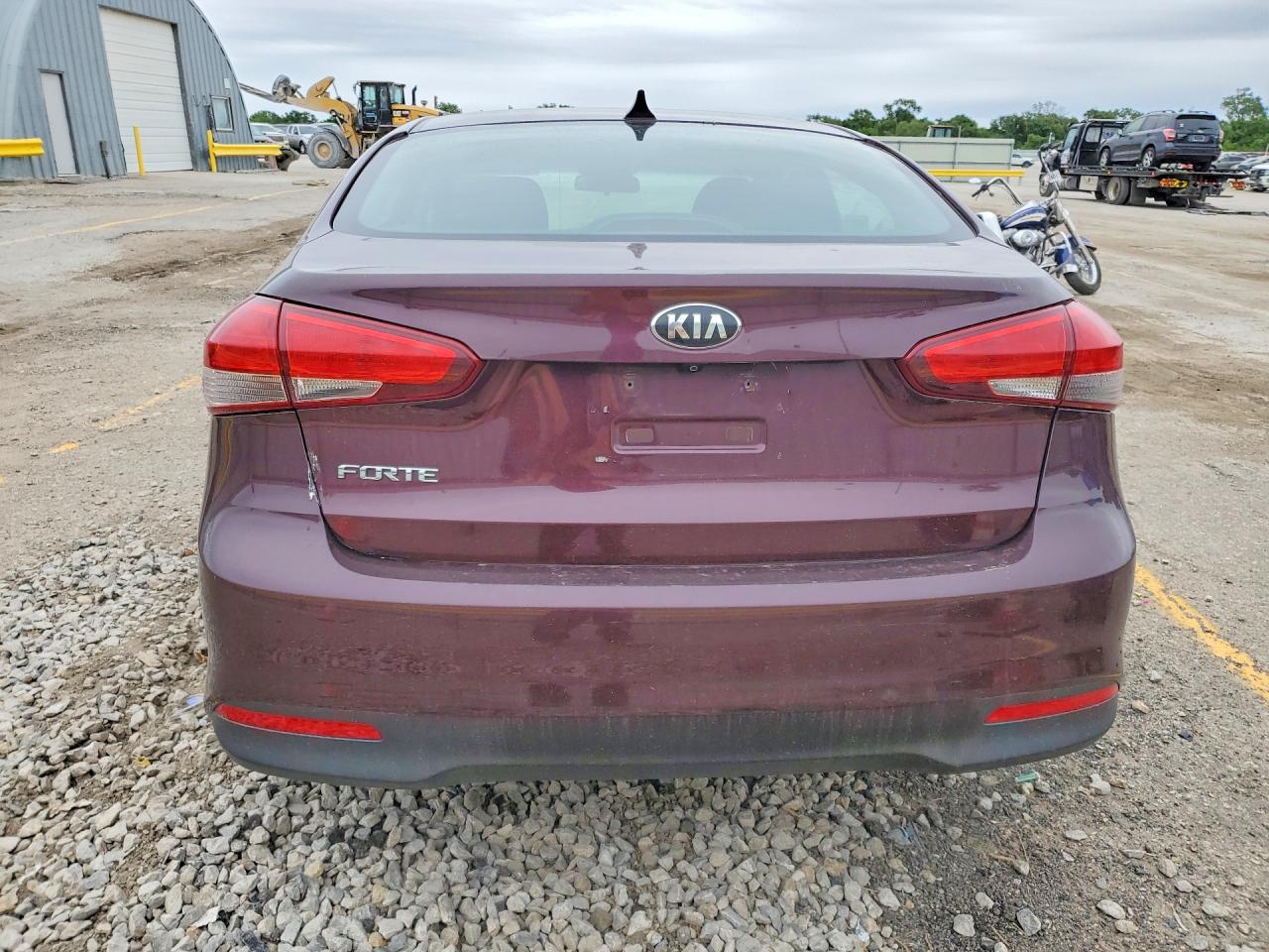 2017 KIA FORTE LX photo 11