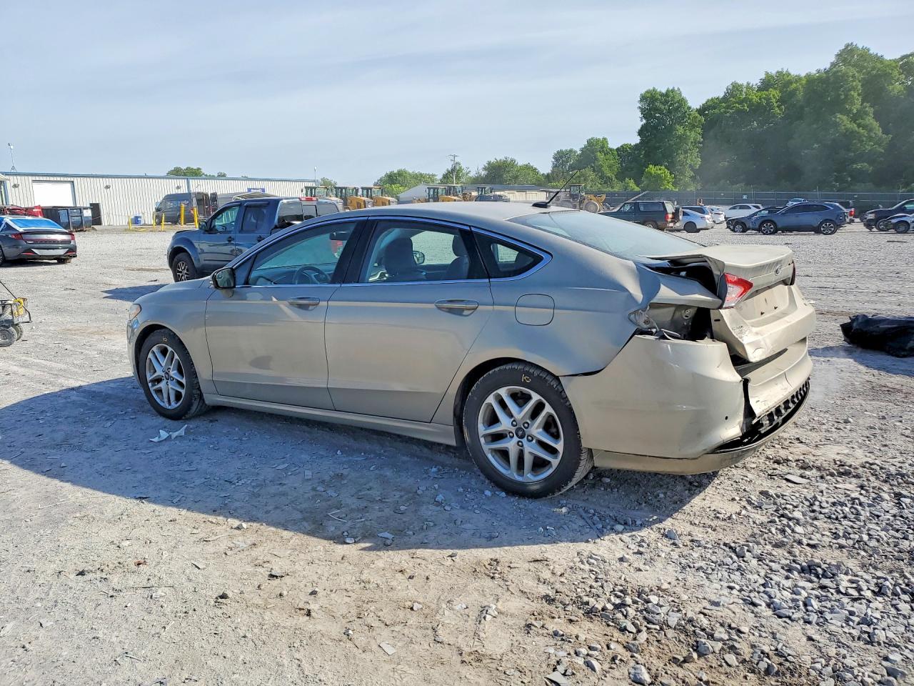 2015 FORD FUSION SE photo 3