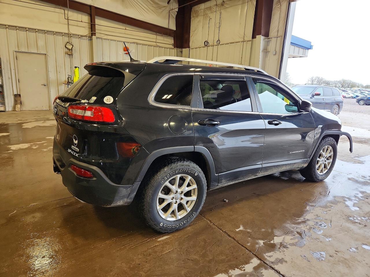 2015 JEEP CHEROKEE LATITUDE photo 7