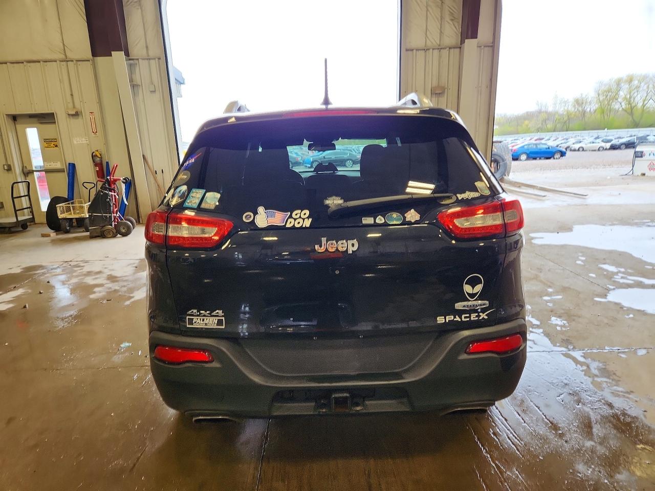 2015 JEEP CHEROKEE LATITUDE photo 16