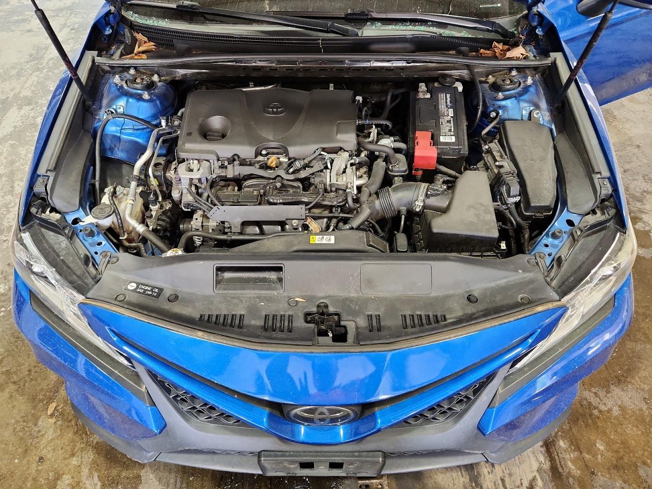 2019 TOYOTA CAMRY SE photo 11
