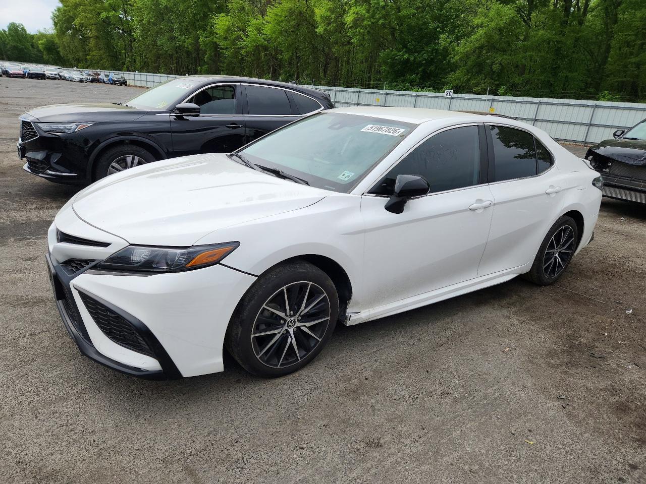 2024 TOYOTA CAMRY