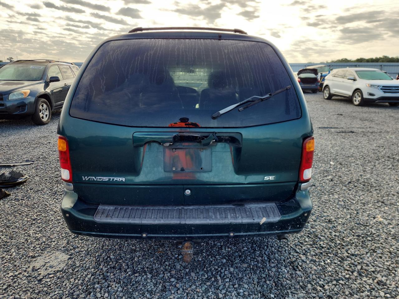 2001 FORD WINDSTAR SE photo 11