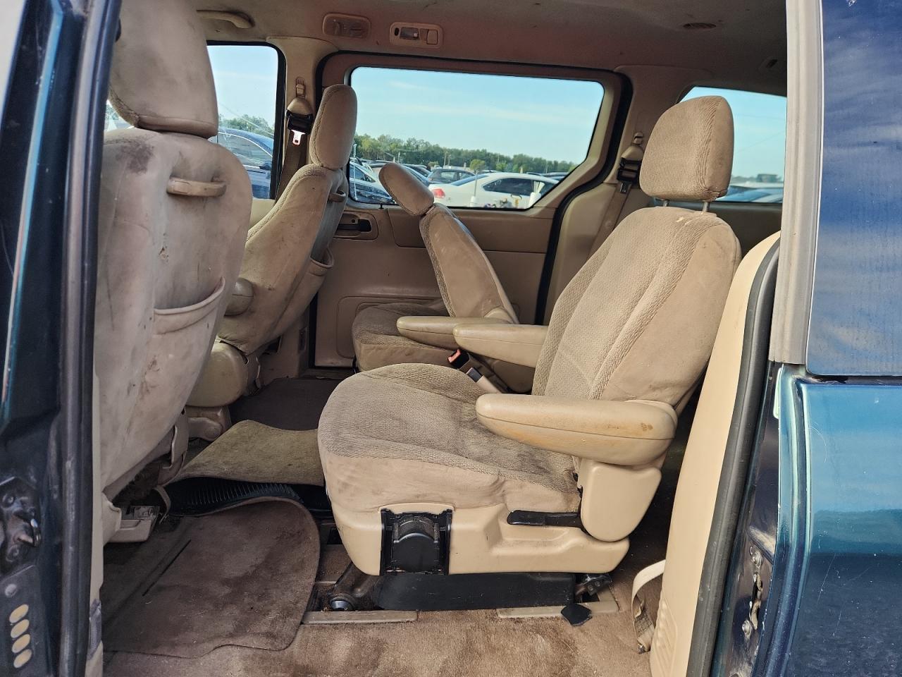 2001 FORD WINDSTAR SE photo 21