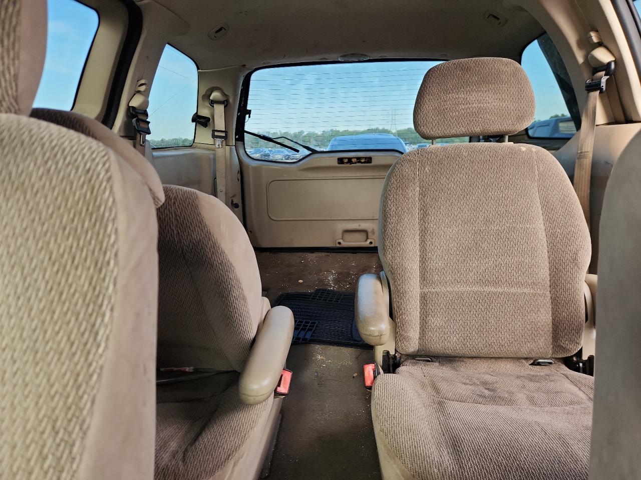 2001 FORD WINDSTAR SE photo 19