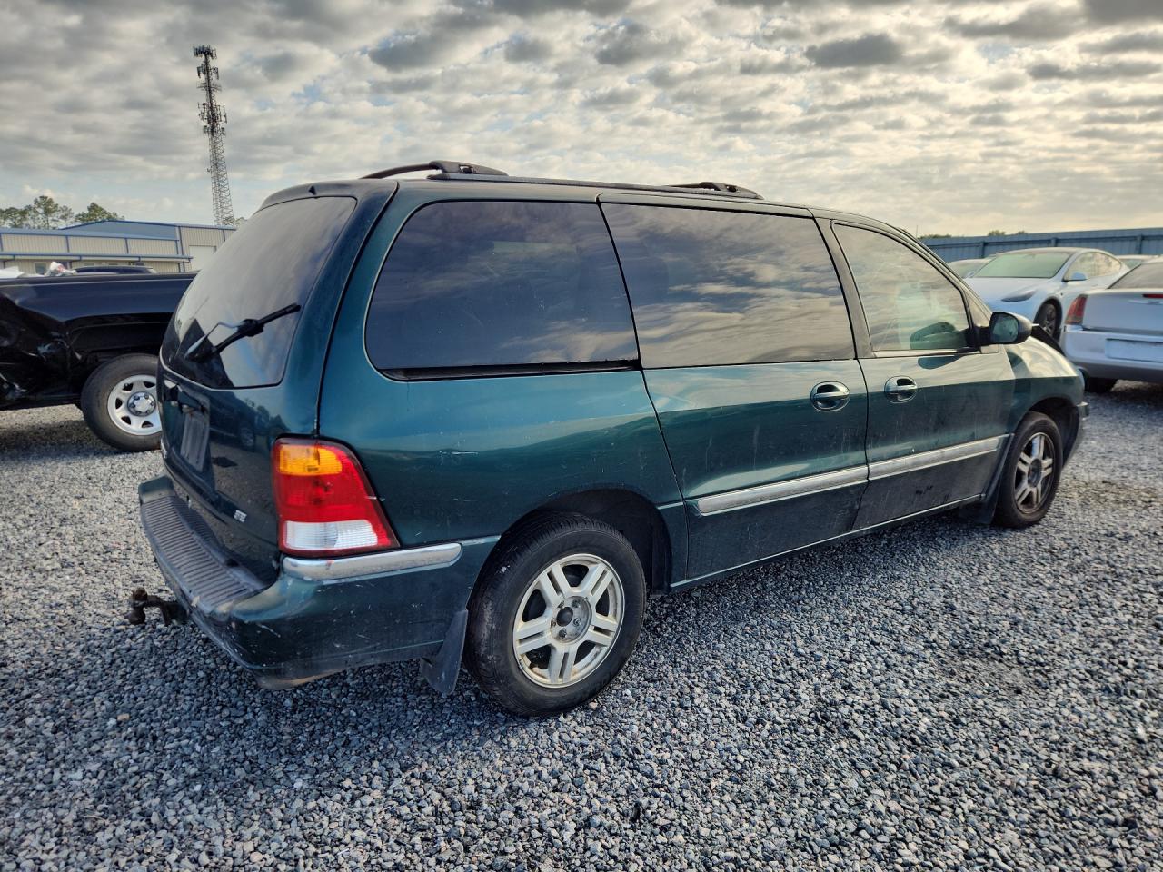 2001 FORD WINDSTAR SE photo 5
