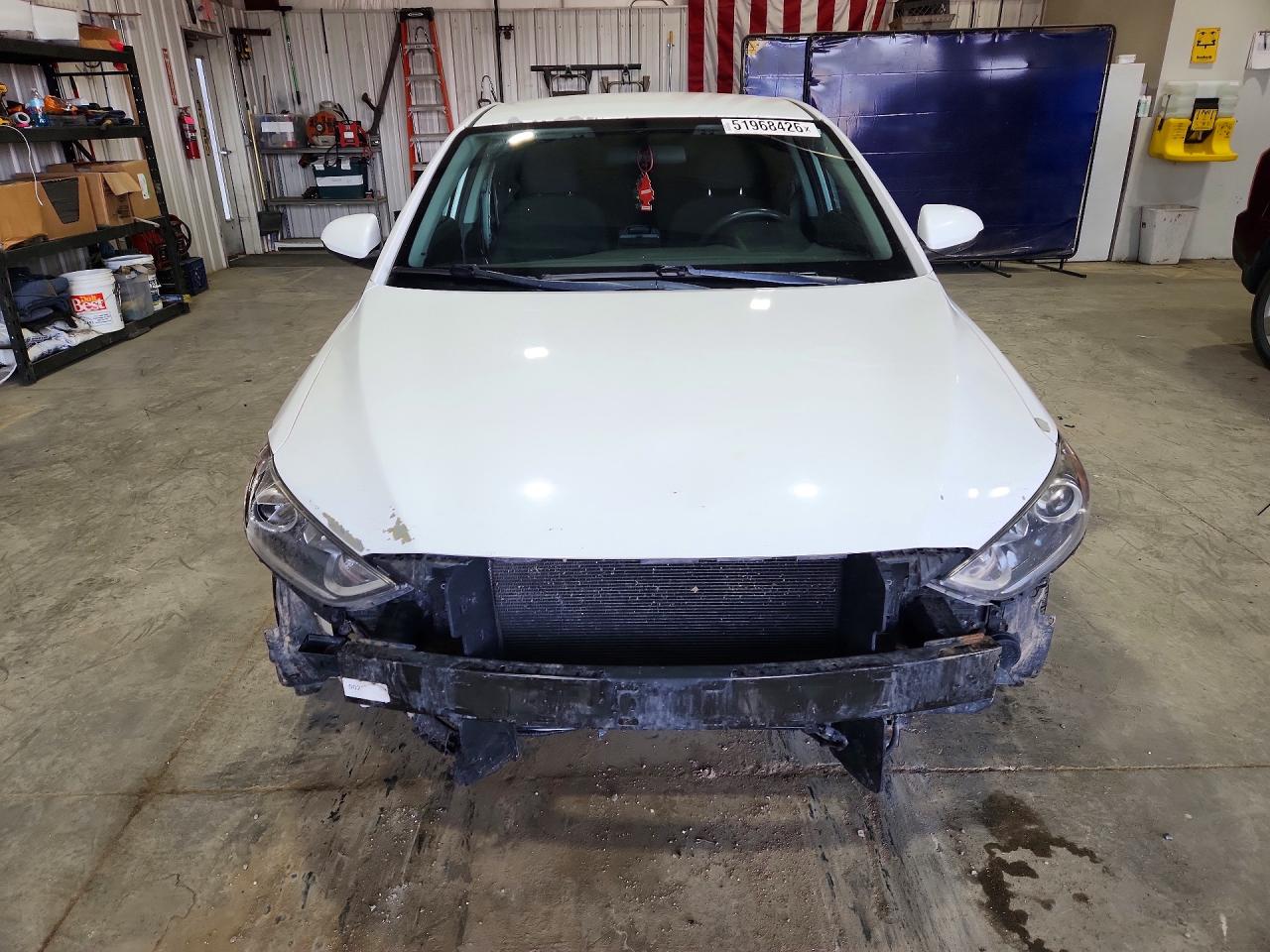 2018 HYUNDAI ELANTRA SEL photo 5
