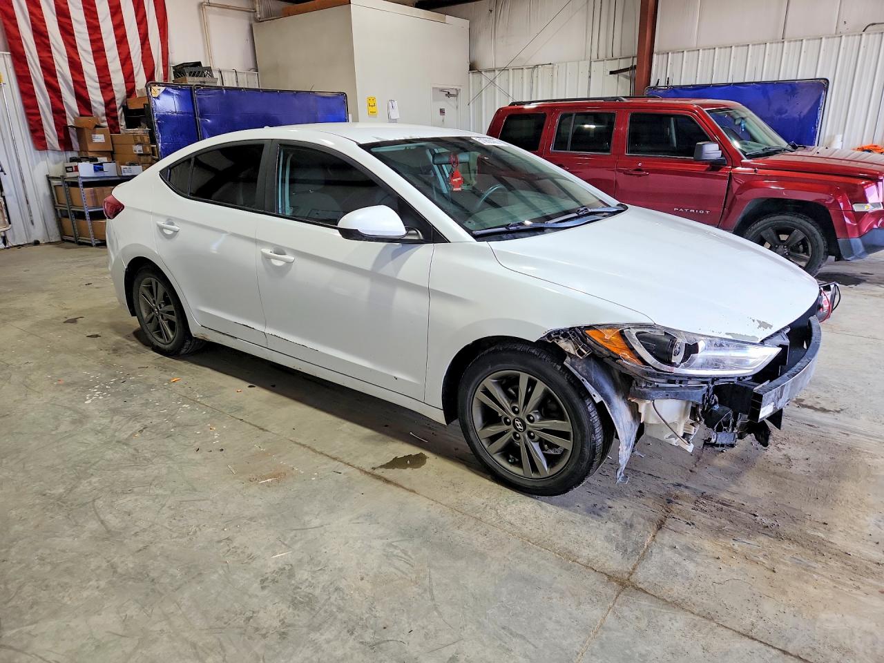 2018 HYUNDAI ELANTRA SEL photo 4