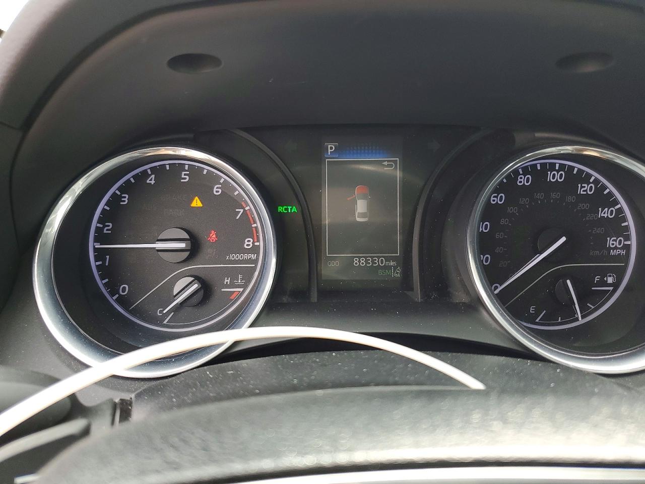 2019 TOYOTA CAMRY SE photo 17
