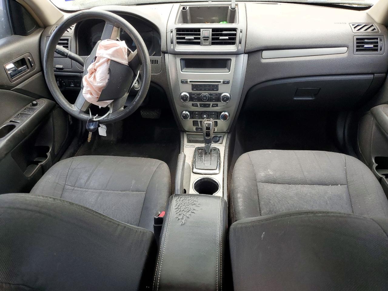 2011 FORD FUSION SE photo 15