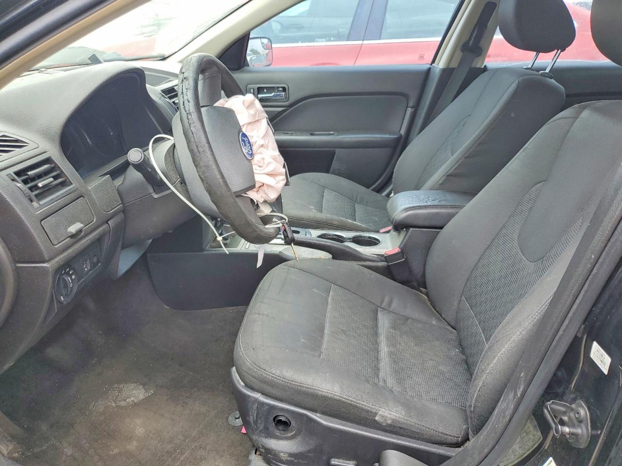 2011 FORD FUSION SE photo 13