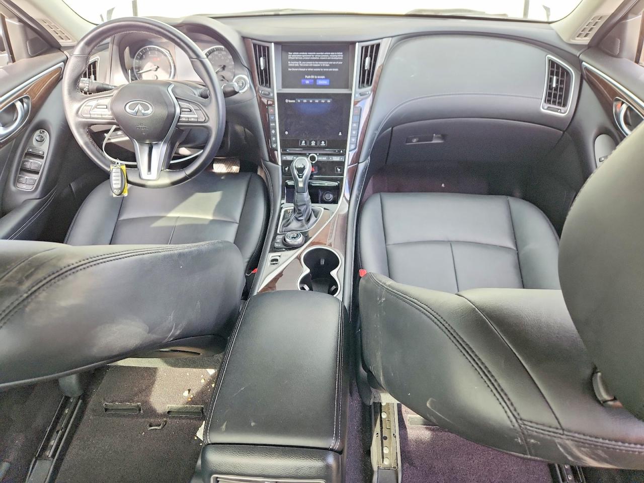 2018 INFINITI Q50 3.0T LUXE photo 8