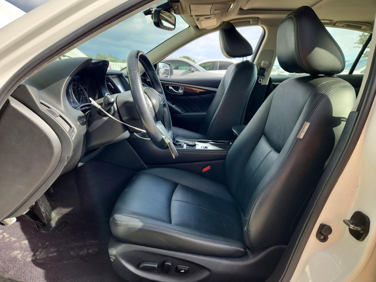 2018 INFINITI Q50 3.0T LUXE photo 7