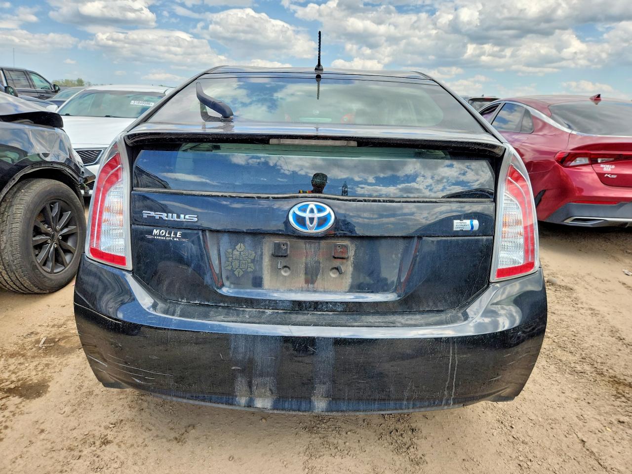 2014 TOYOTA PRIUS TWO photo 11