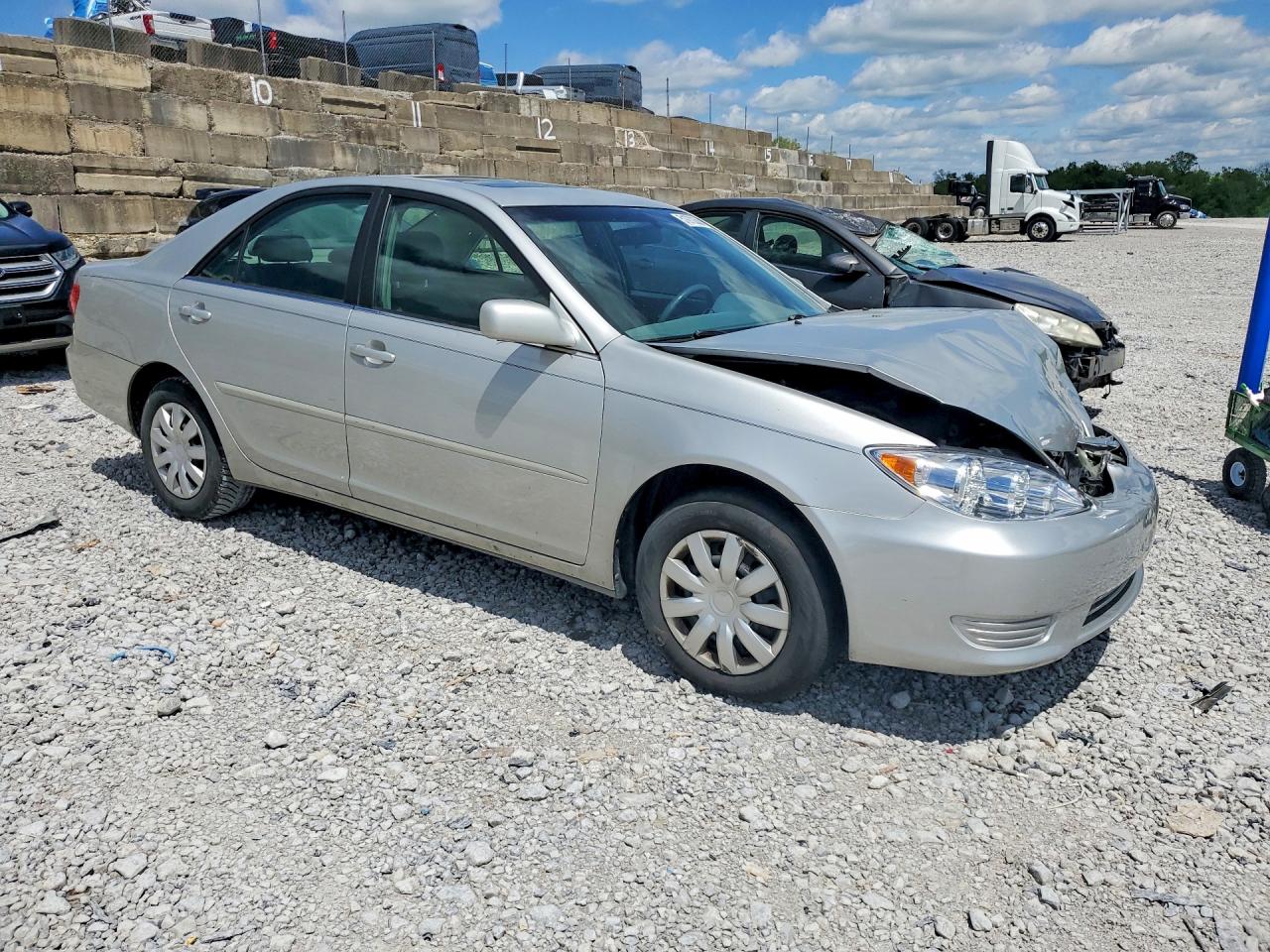 2005 TOYOTA CAMRY LE photo 7