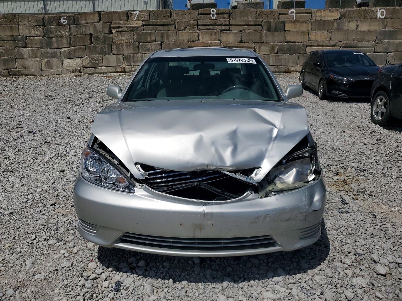 2005 TOYOTA CAMRY LE photo 9