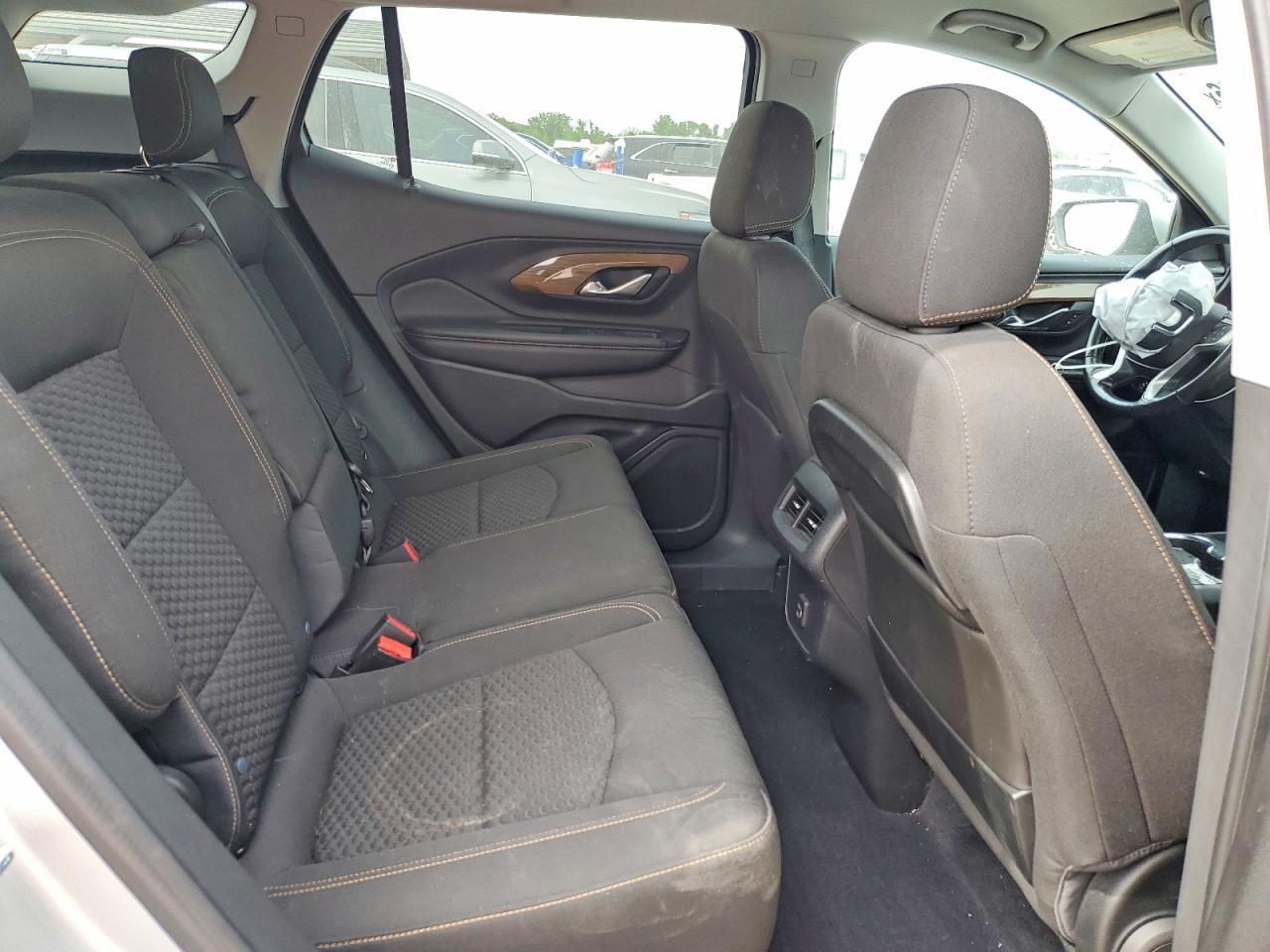 2020 GMC TERRAIN SLE photo 11