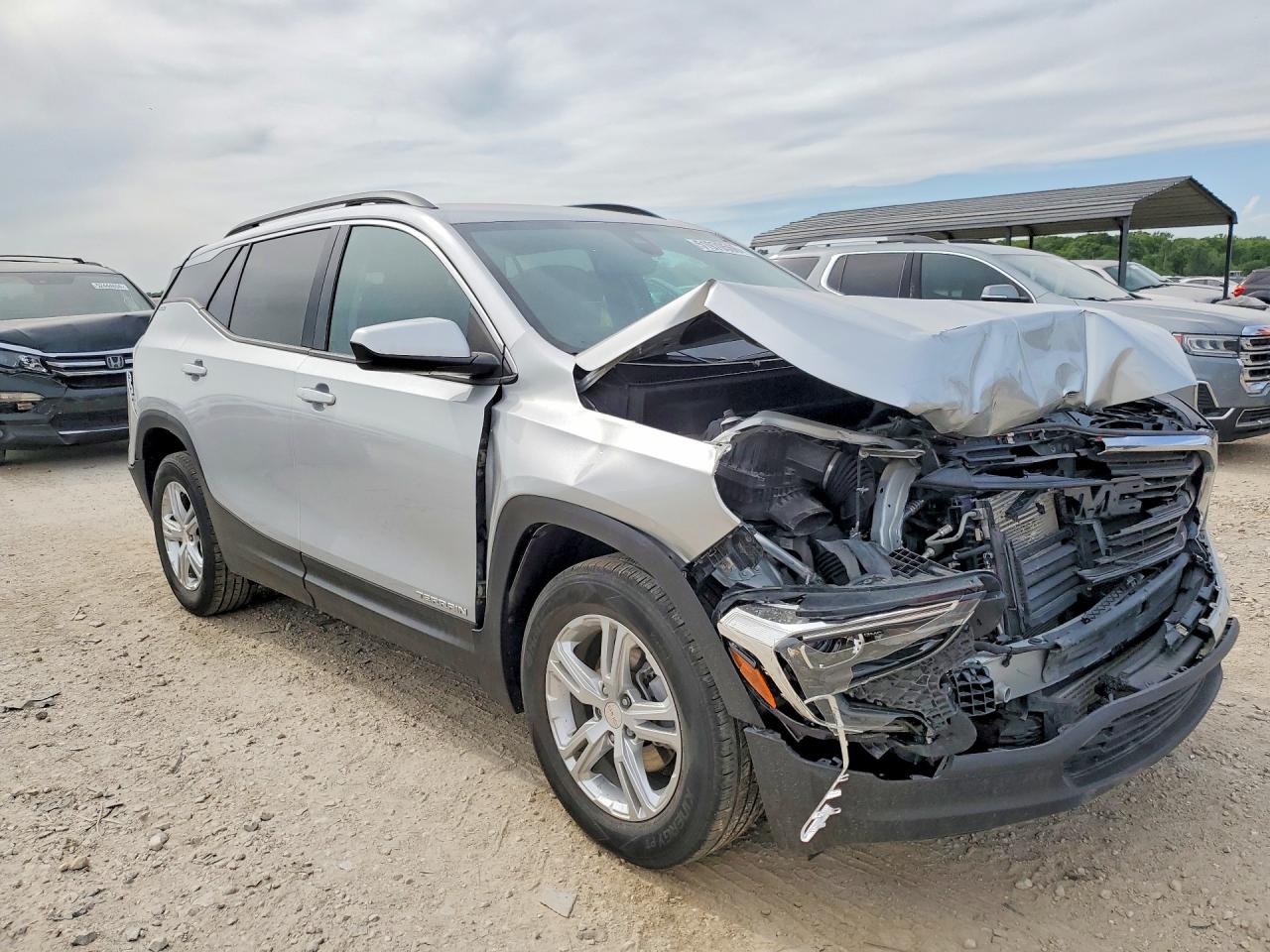 2020 GMC TERRAIN SLE photo 4