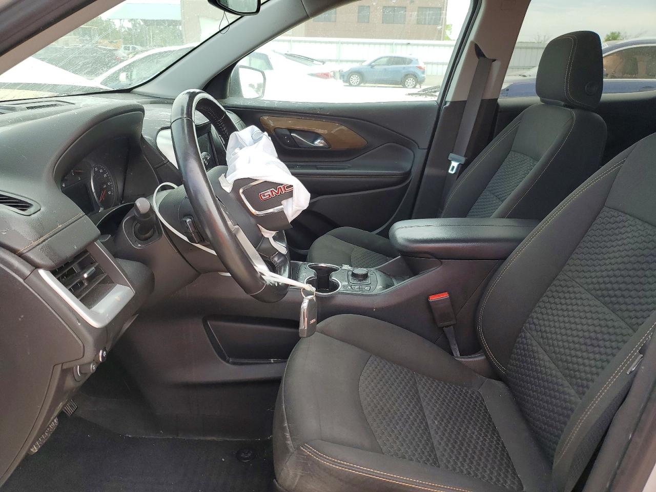 2020 GMC TERRAIN SLE photo 7