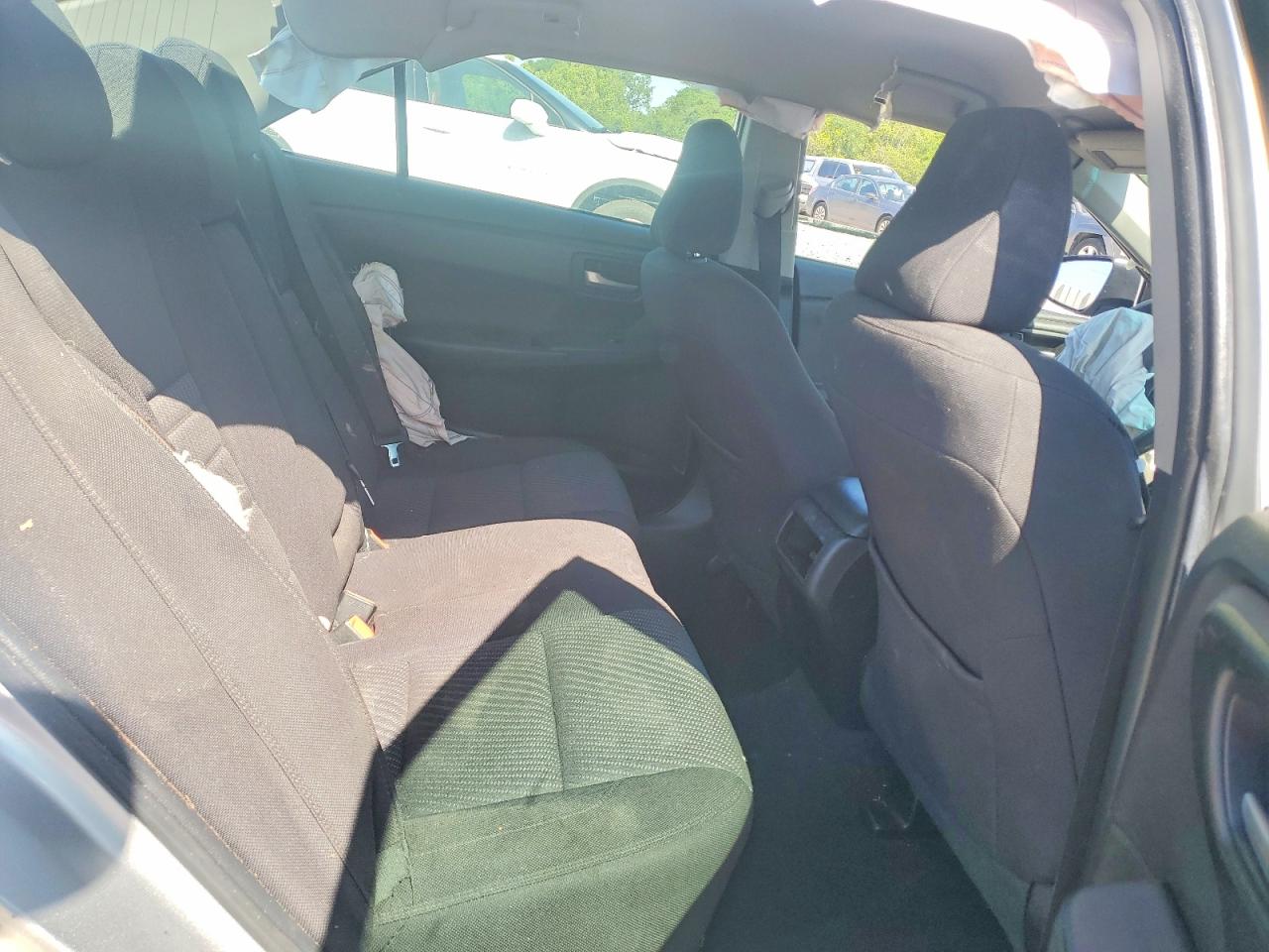 2016 TOYOTA CAMRY LE photo 10