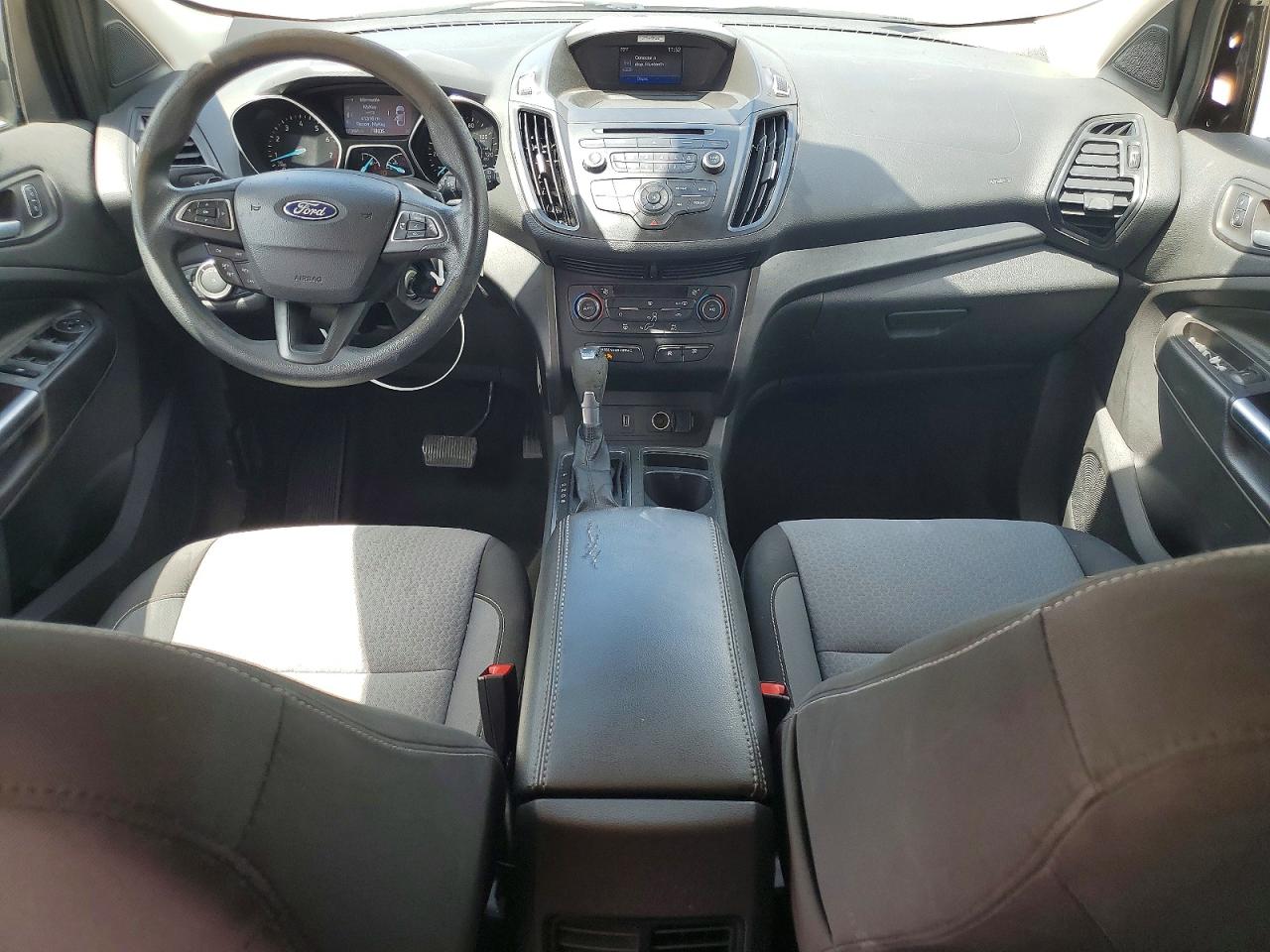 2017 FORD ESCAPE SE photo 22