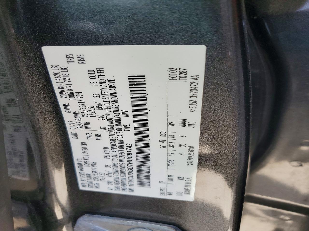 2017 FORD ESCAPE SE photo 37