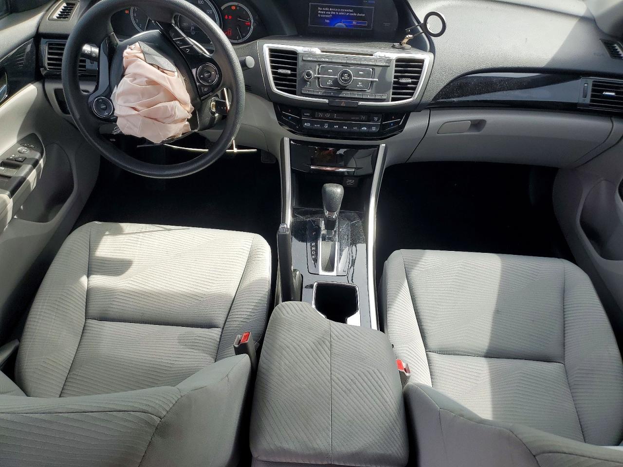 2016 HONDA ACCORD LX photo 8