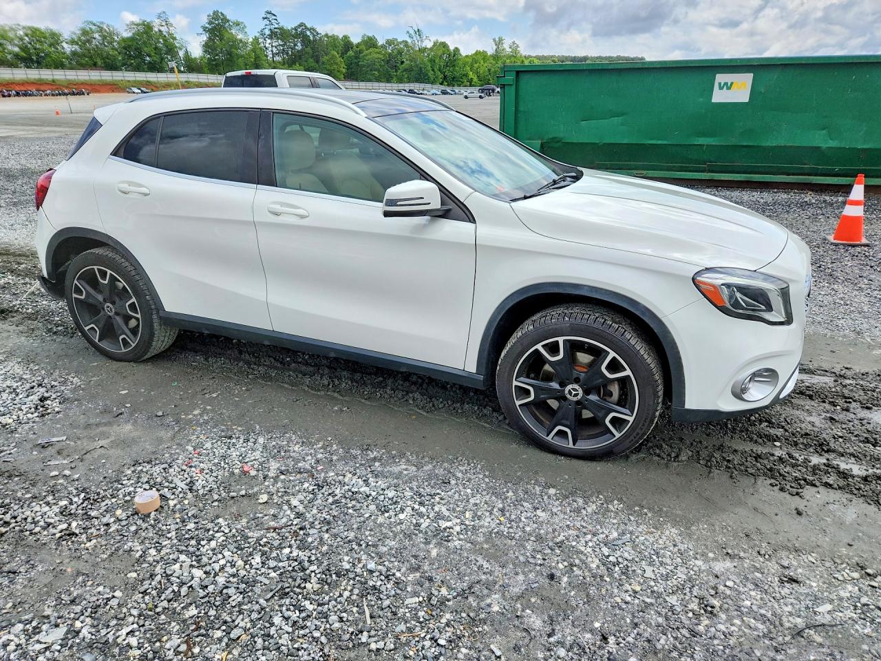2019 MERCEDES-BENZ GLA 250 4MATIC photo 4