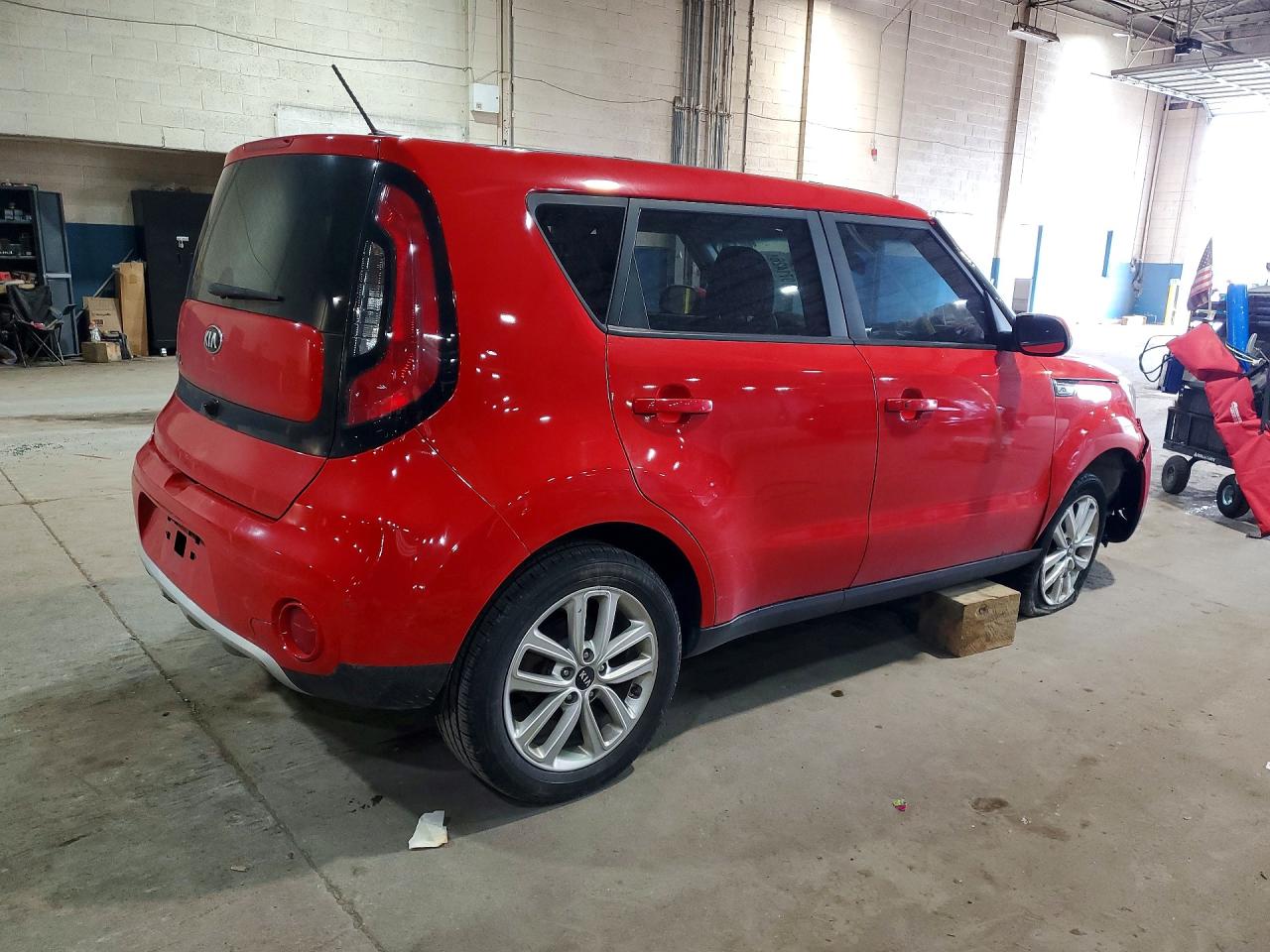 2018 KIA SOUL + photo 3