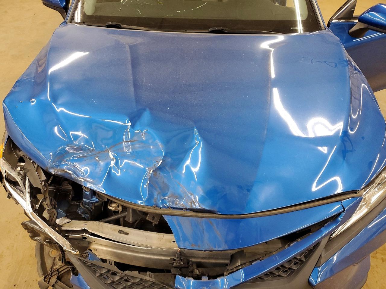 2018 TOYOTA CAMRY SE photo 31