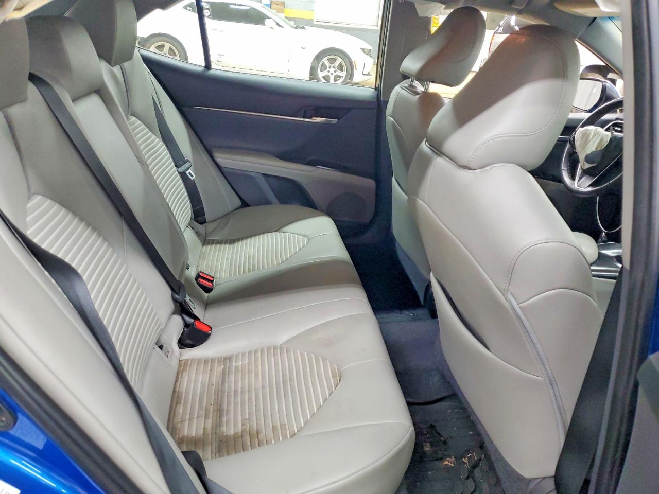 2018 TOYOTA CAMRY SE photo 28