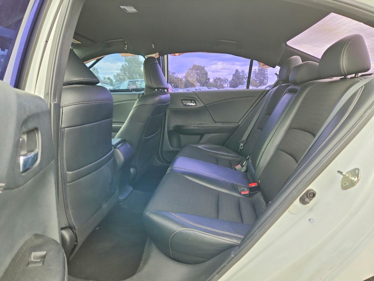 2016 HONDA ACCORD SPORT photo 10